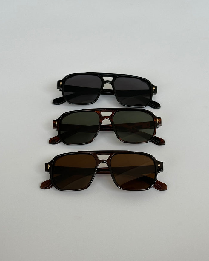 Aviator sunnies