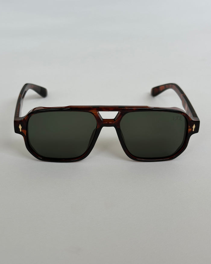 Aviator sunnies