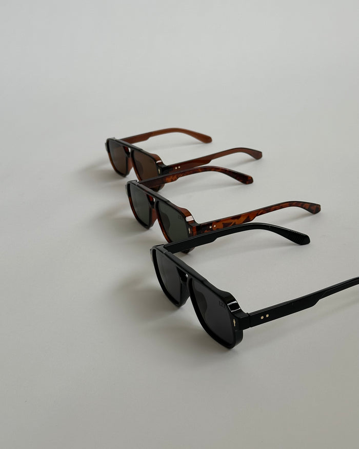 Aviator sunnies