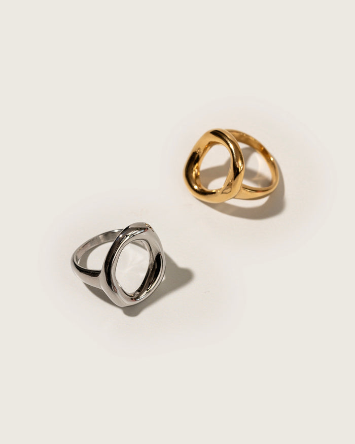 Abstract ring