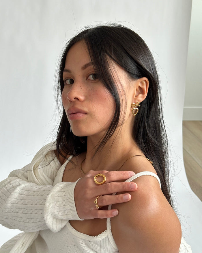 Abstract ring