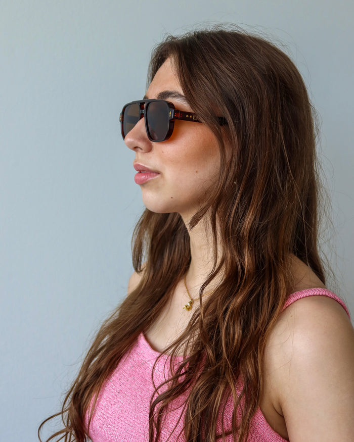 Aviator sunnies