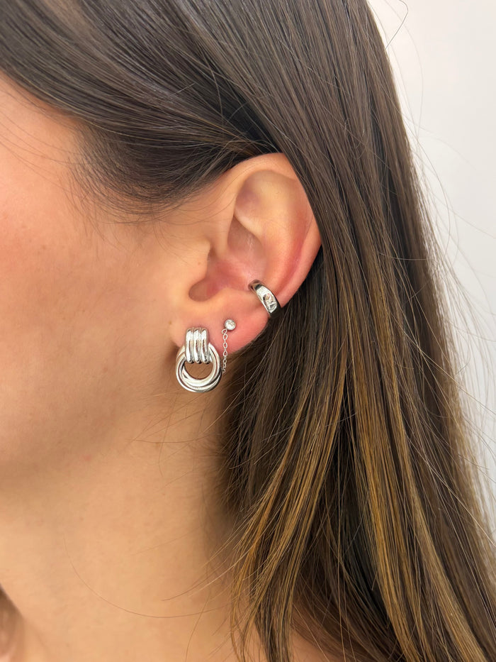Chain studs