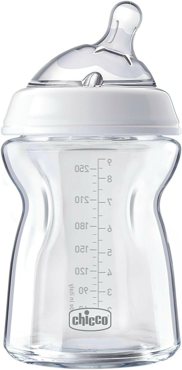 Chicco Natural Feeling Glass Bottle 0M+ - 250ML.