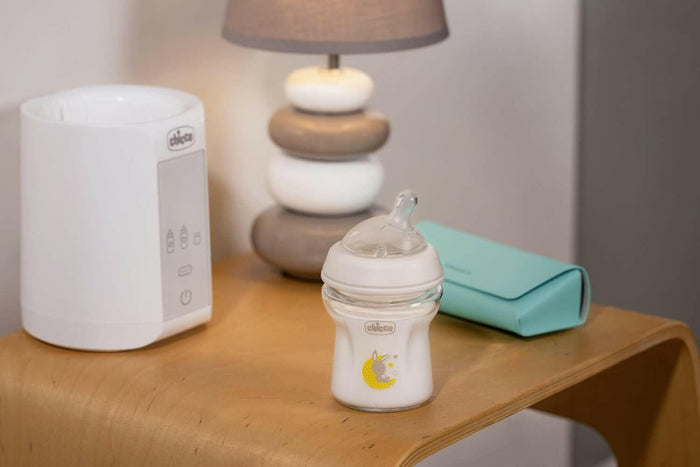 Chicco New Natural Feeling Glass Bottle 0M+ - 150ML.
