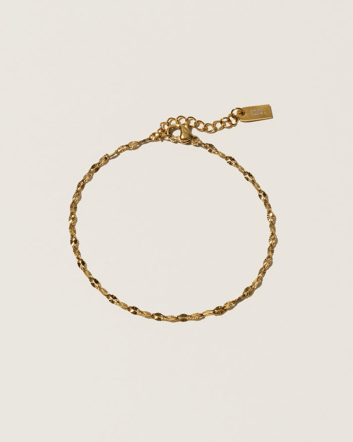 Delicate bracelet