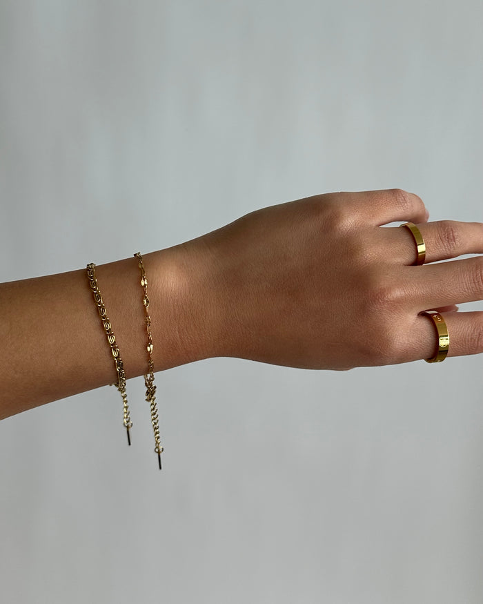 Delicate bracelet