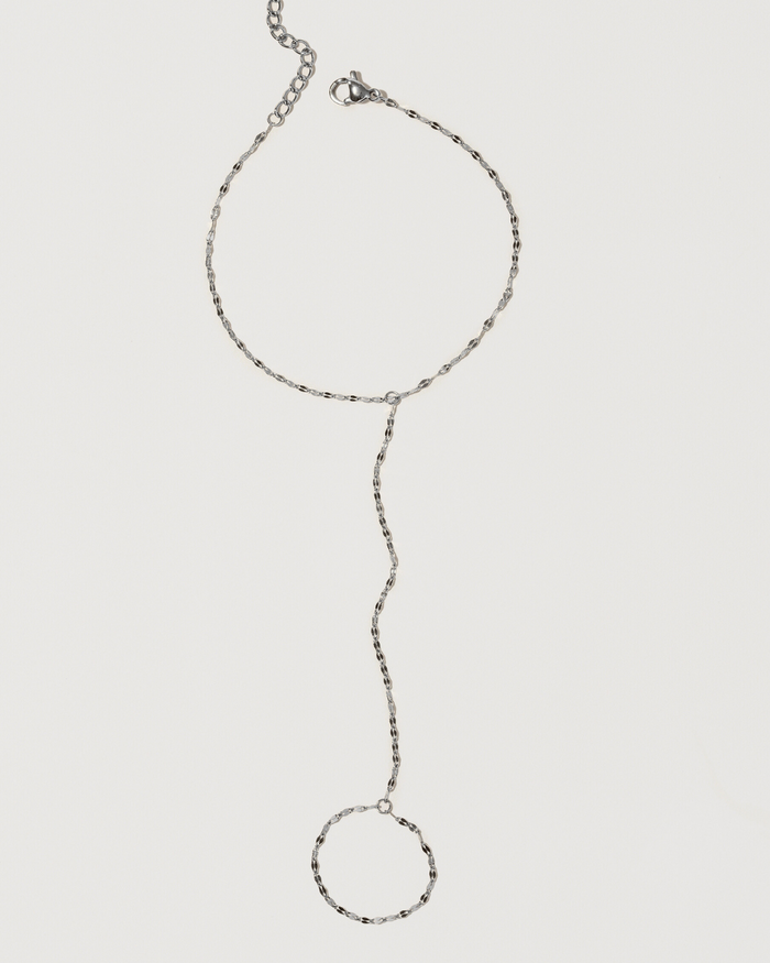 Delicate hand chain