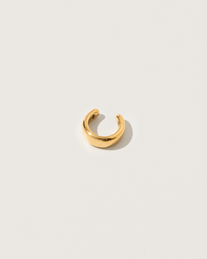 Ear cuff simple