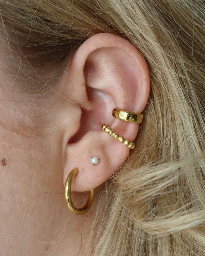 Ear cuff simple