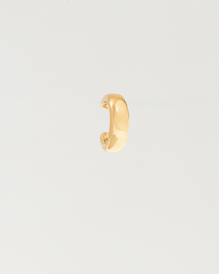 Ear cuff simple