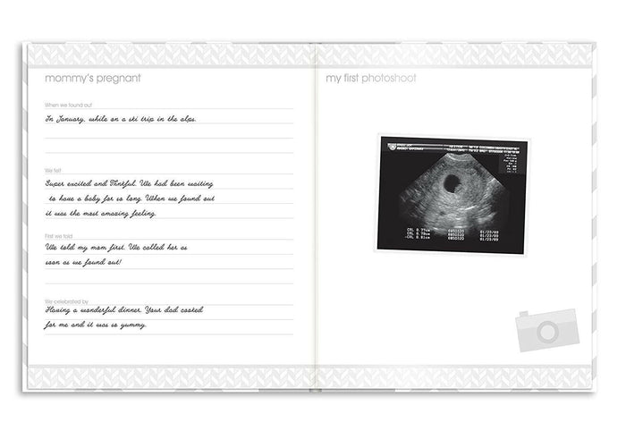 Pearhead First 5 Years Chevron Baby Memory Book.
