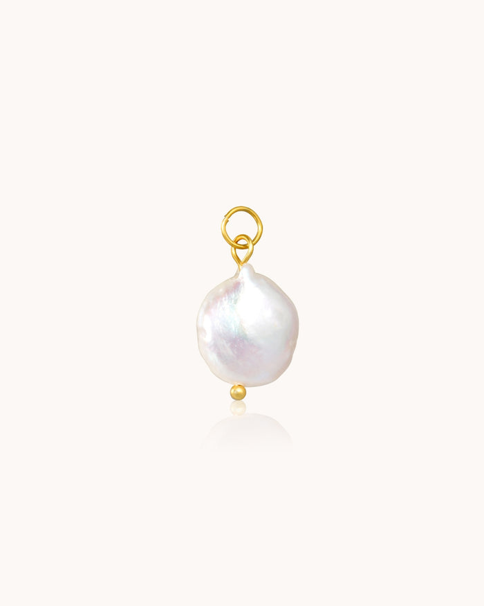 Freshwater pearl charm