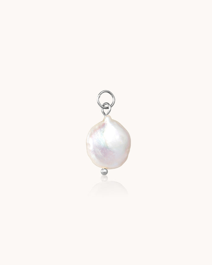 Freshwater pearl charm