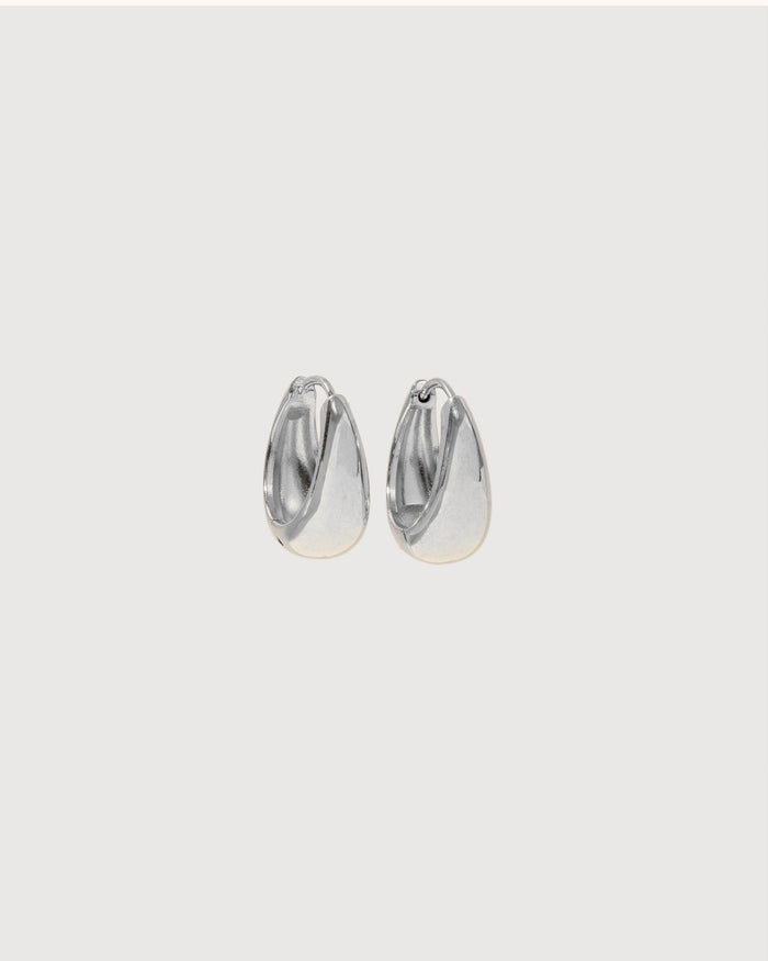 Glow drops earrings