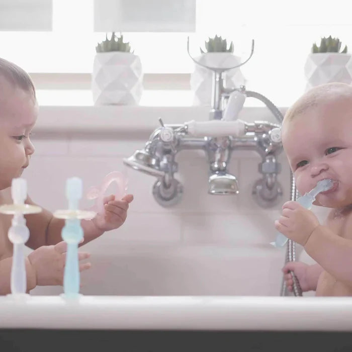 360° Silicone Toothbrush - Clear By Haakaa.