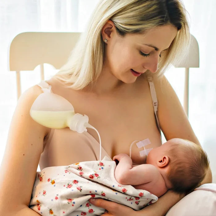 Haakaa Supplemental Feeding Tube & Pouch Set (with Exra 4 Replacement Tubes)