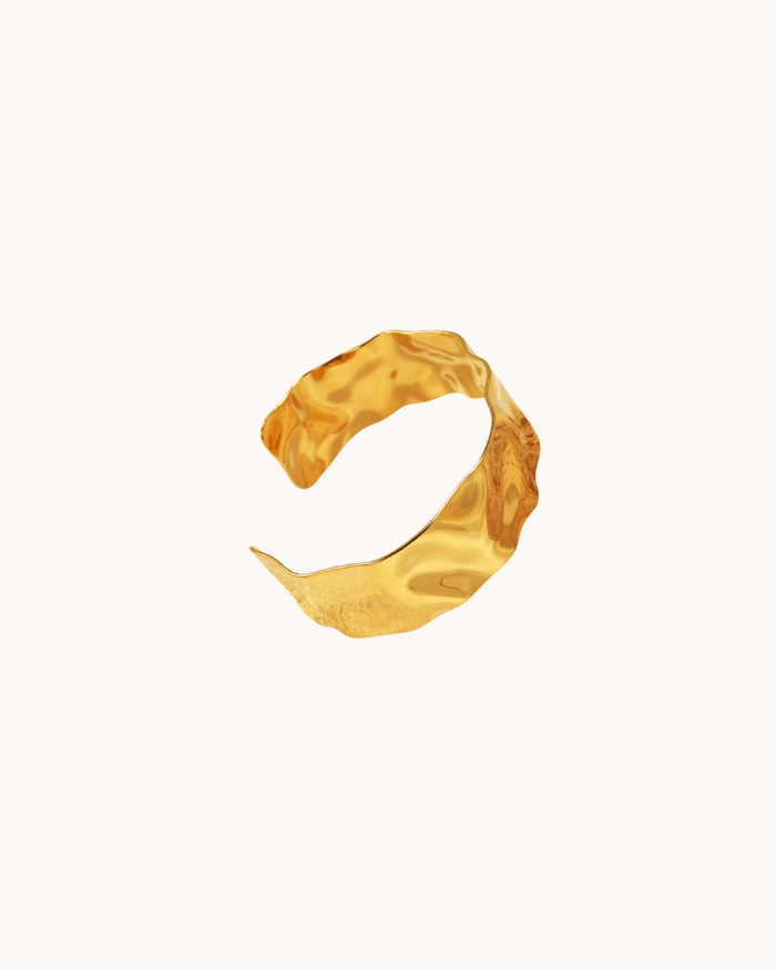 Hammered bracelet