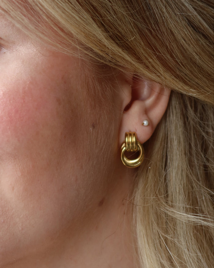 Iconic earrings