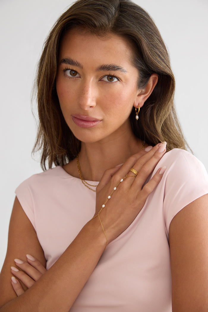 Nacre hoops