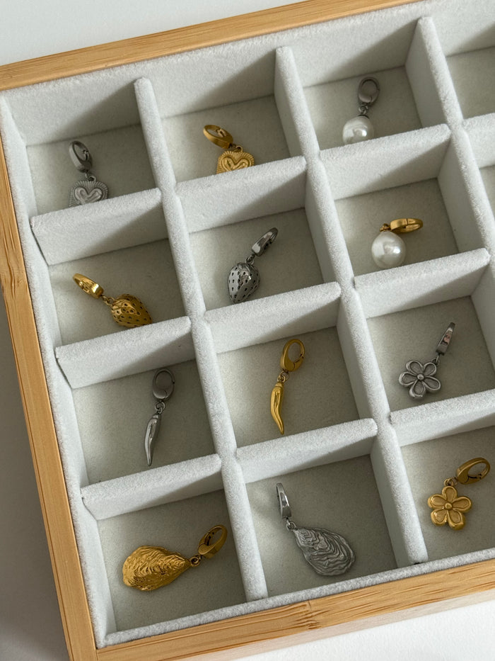 Oyster charm pendant