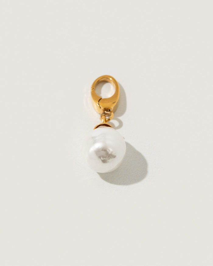 Pearl charm pendant