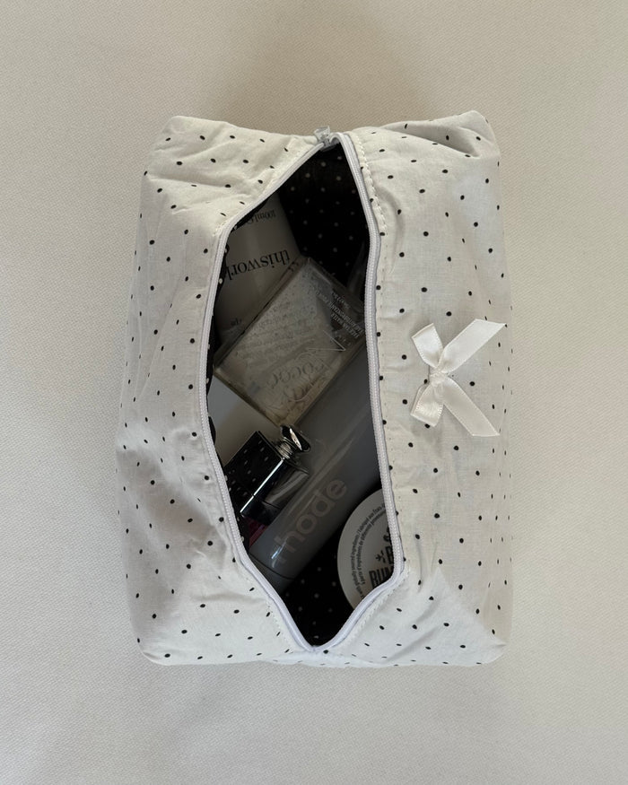 Polka dot makeup bag