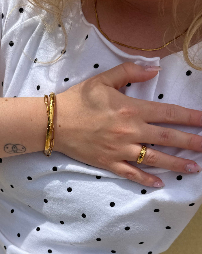 Polka dot ring