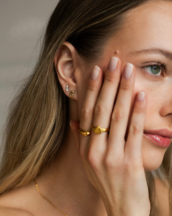 Rectangle studs