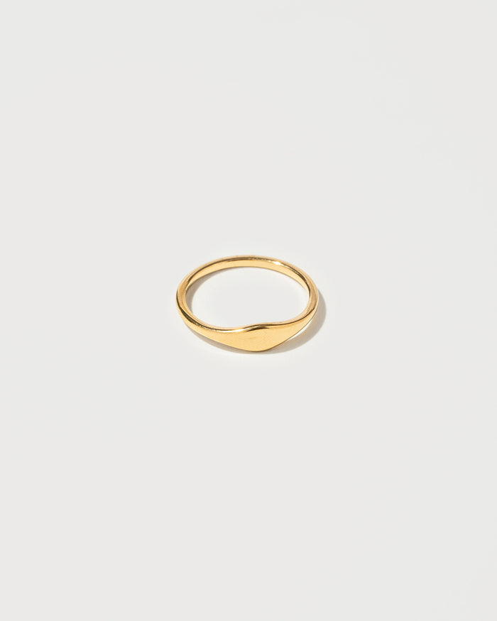 Signet ring