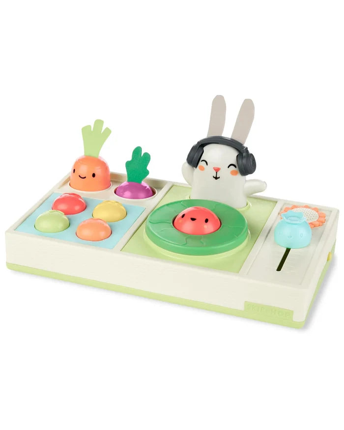Skip Hop Farmstand Let The Beet Drop Dj Set (Multi Color)