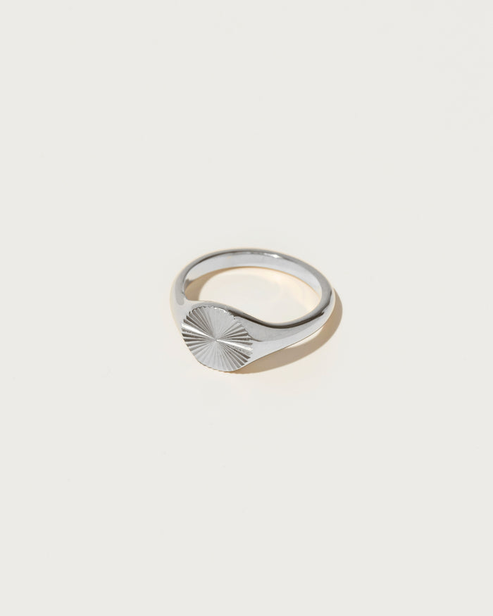 Silver / 4