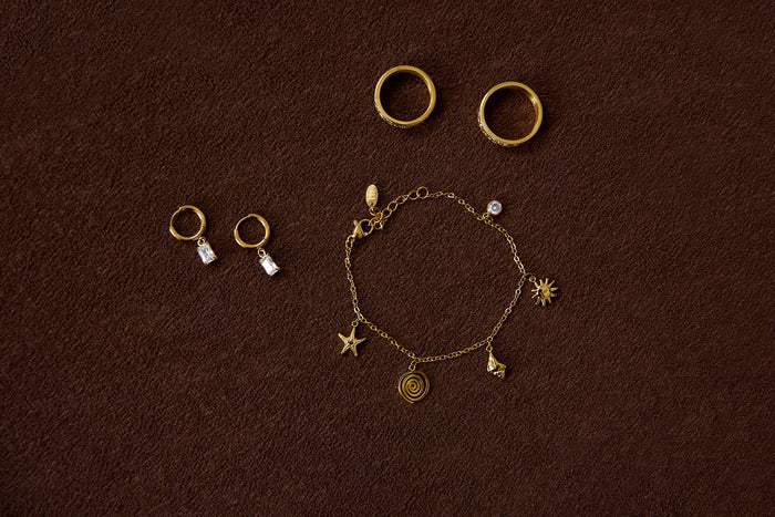 Sundaze charms bracelet
