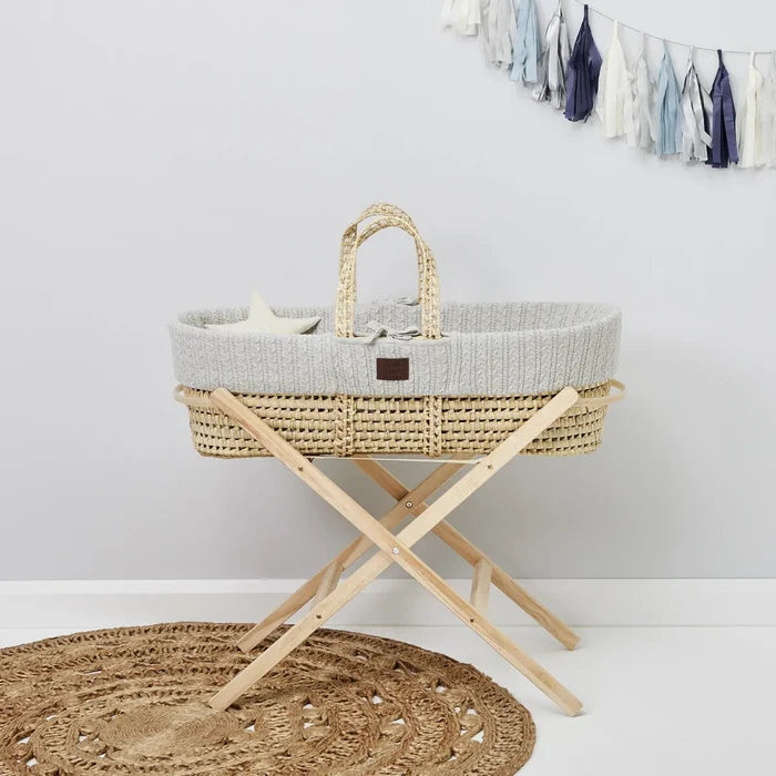 The Little Green Sheep Moses Basket & Mattress (Dove Grey)