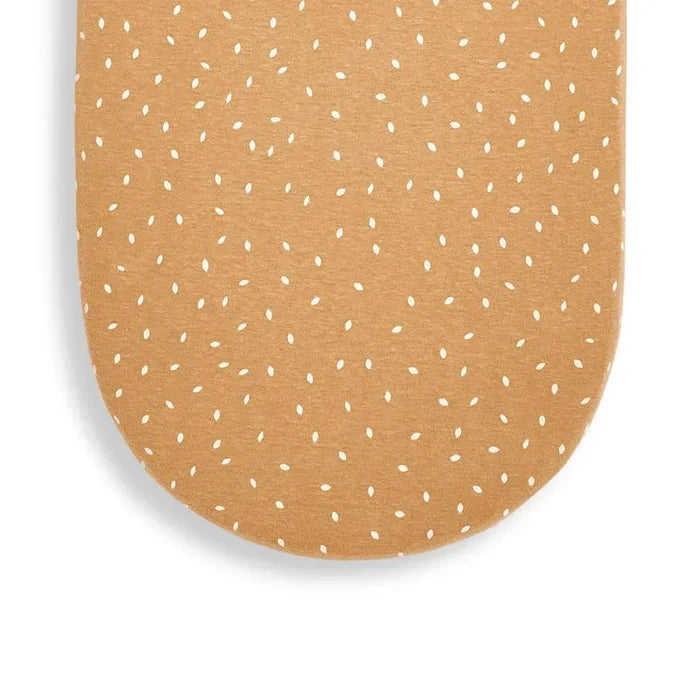 The Little Green Sheep Moses Basket & Mattress (Honey Rice)