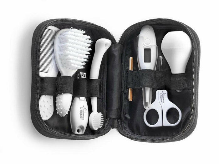 Tommee Tippee Closer to Nature Healthcare & Grooming Kit.