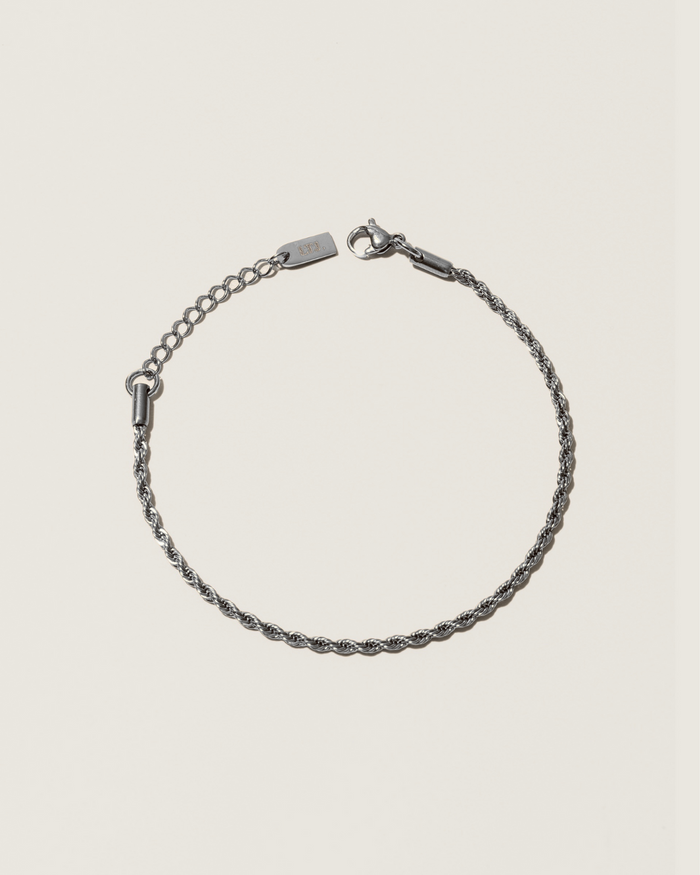 Twisted bracelet